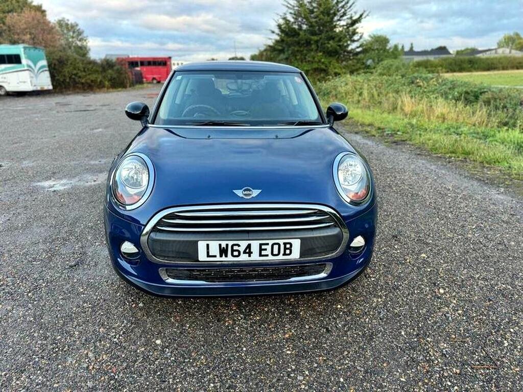 2014 MINI Hatch 1.2 One Auto 5dr for sale at N-Ten Motors in Romford - photo 2