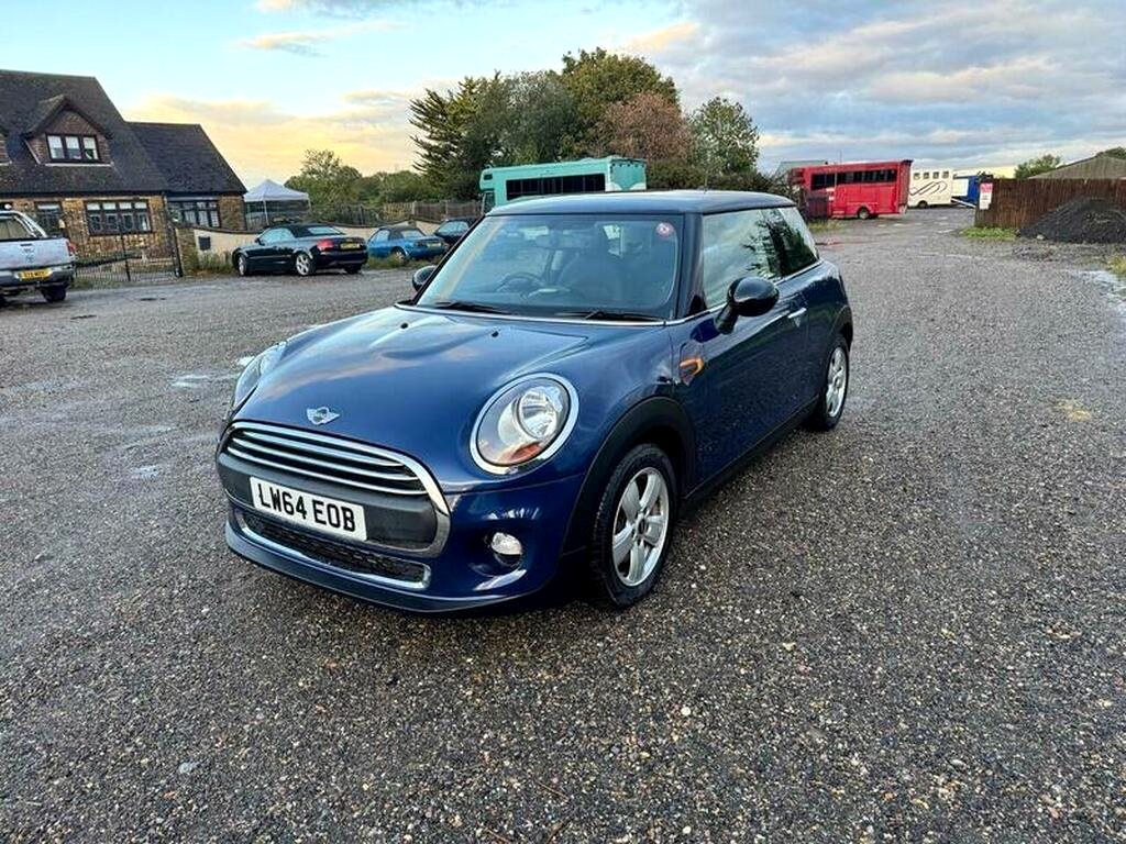 2014 MINI Hatch 1.2 One Auto 5dr for sale at N-Ten Motors in Romford - photo 3