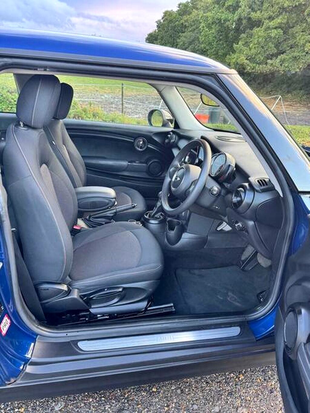 2014 MINI Hatch 1.2 One Auto 5dr for sale at N-Ten Motors in Romford - photo 13