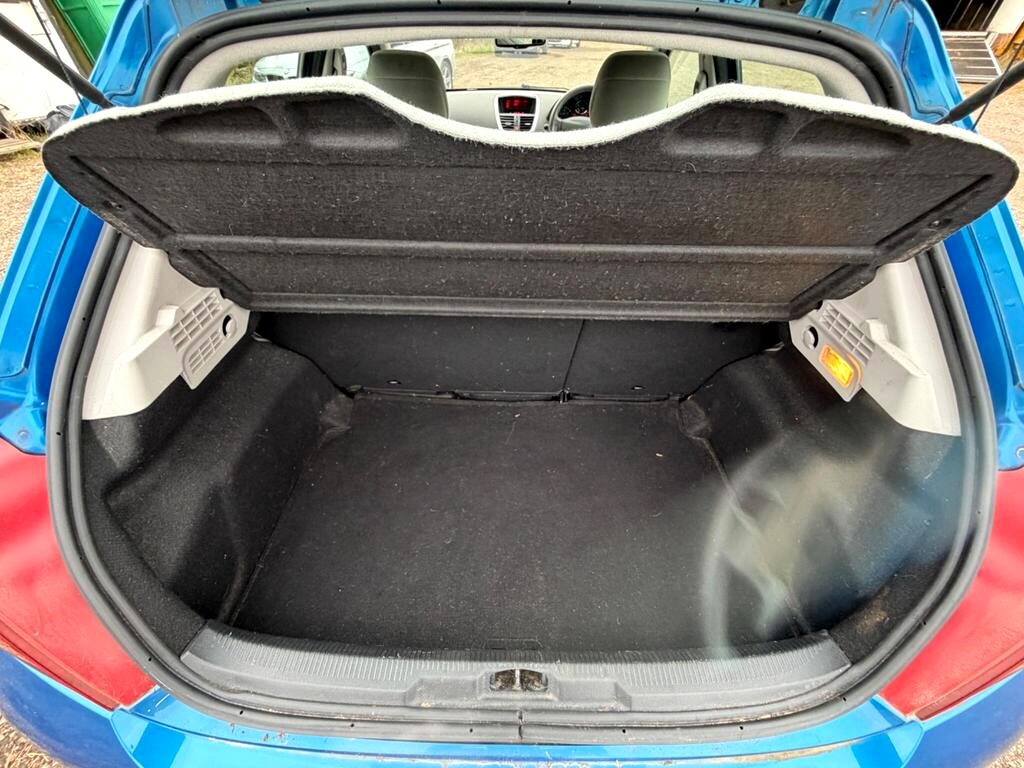 2007 Peugeot 207 1.4 16V SE 5dr for sale at N-Ten Motors in Romford - photo 9