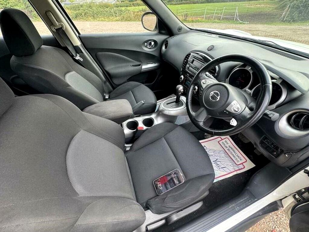2011 Nissan Juke 1.6 Acenta CVT 5dr for sale at N-Ten Motors in Romford - photo 19