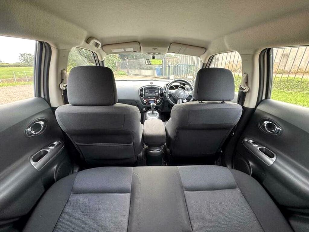 2011 Nissan Juke 1.6 Acenta CVT 5dr for sale at N-Ten Motors in Romford - photo 24