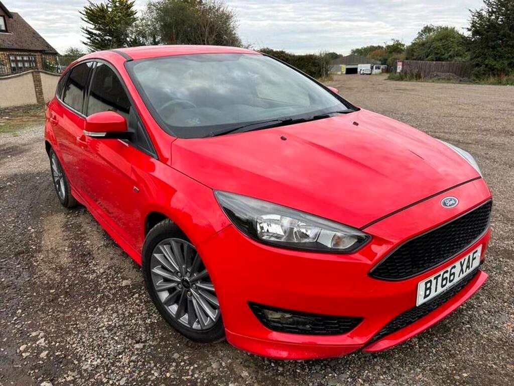 2016 Ford Focus 1.0T EcoBoost ST-Line 5dr for sale at N-Ten Motors in Romford - photo 13