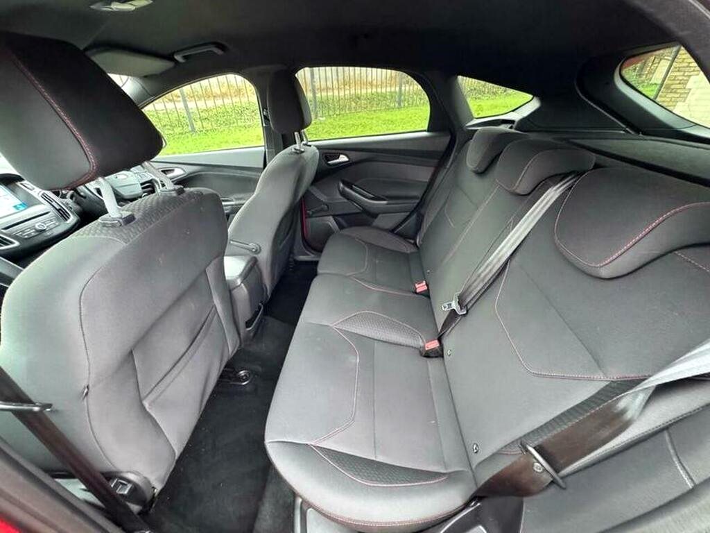 2016 Ford Focus 1.0T EcoBoost ST-Line 5dr for sale at N-Ten Motors in Romford - photo 23