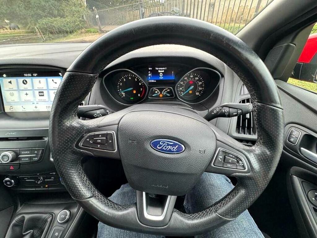 2016 Ford Focus 1.0T EcoBoost ST-Line 5dr for sale at N-Ten Motors in Romford - photo 26