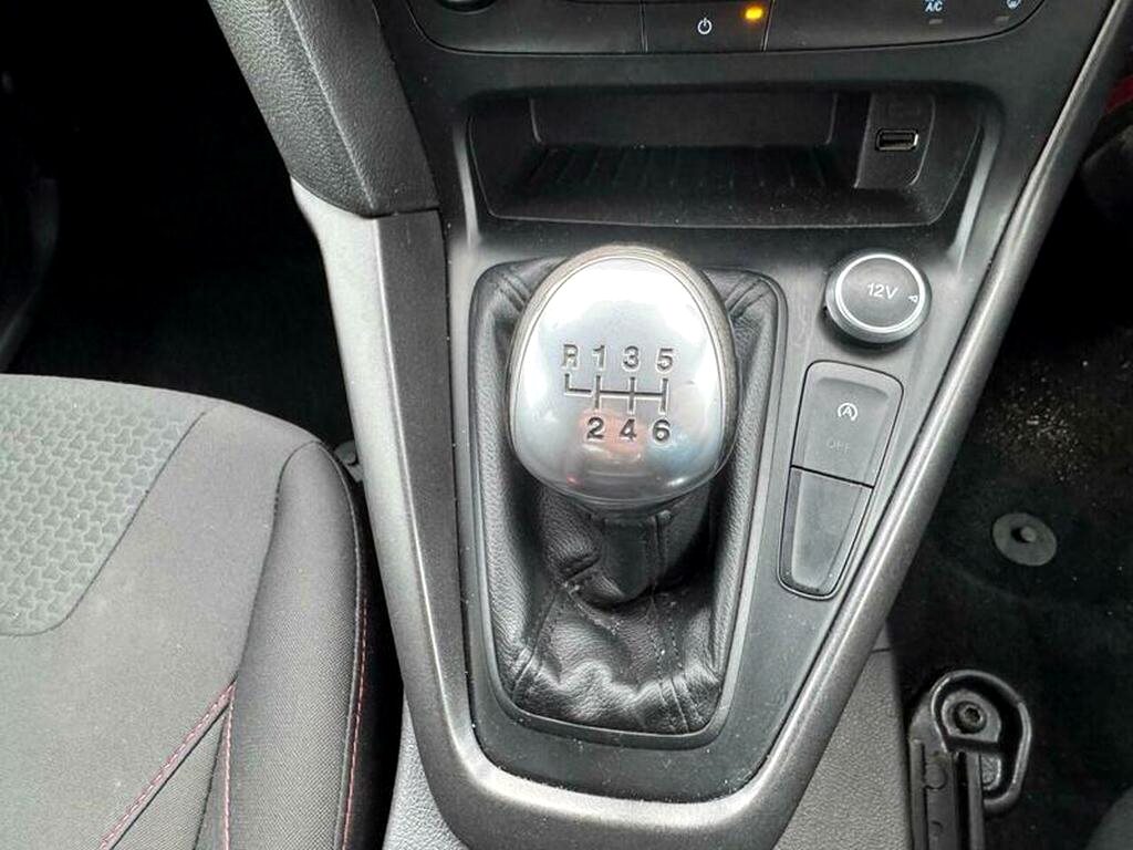 2016 Ford Focus 1.0T EcoBoost ST-Line 5dr for sale at N-Ten Motors in Romford - photo 29