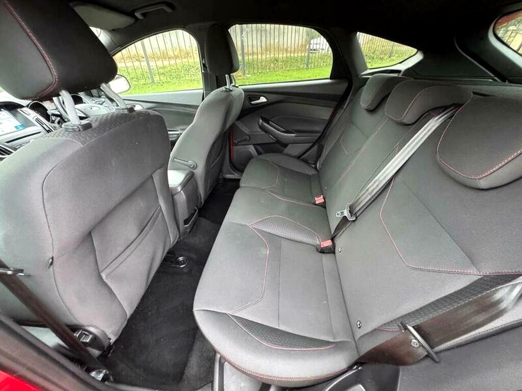2016 Ford Focus 1.0T EcoBoost ST-Line 5dr for sale at N-Ten Motors in Romford - photo 55